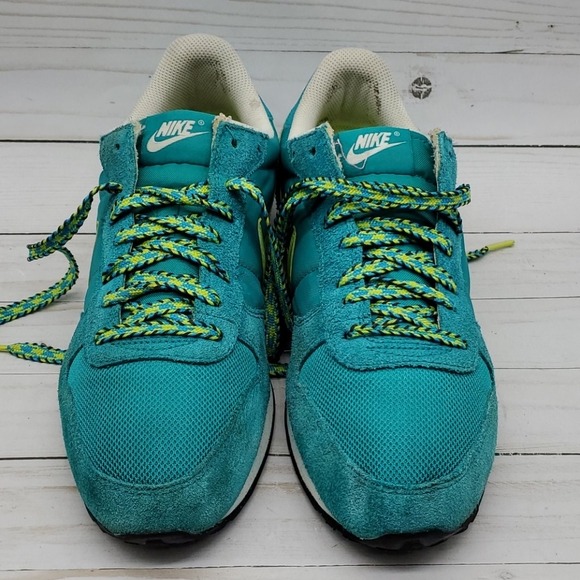 NIKE GENICO WOMEN SHOES - Picture 2 of 8